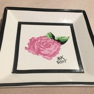Betsey Johnson Ceramic Plate Pink Rose XOXBetsey Hand Wash OnlyChina Black
